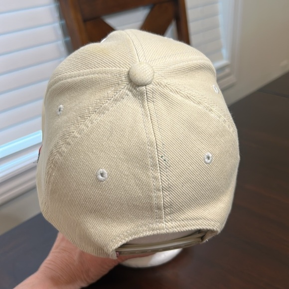 Herschel Supply Co. Cream Embroidered “H” SnapBack Cap - Picture 5 of 12